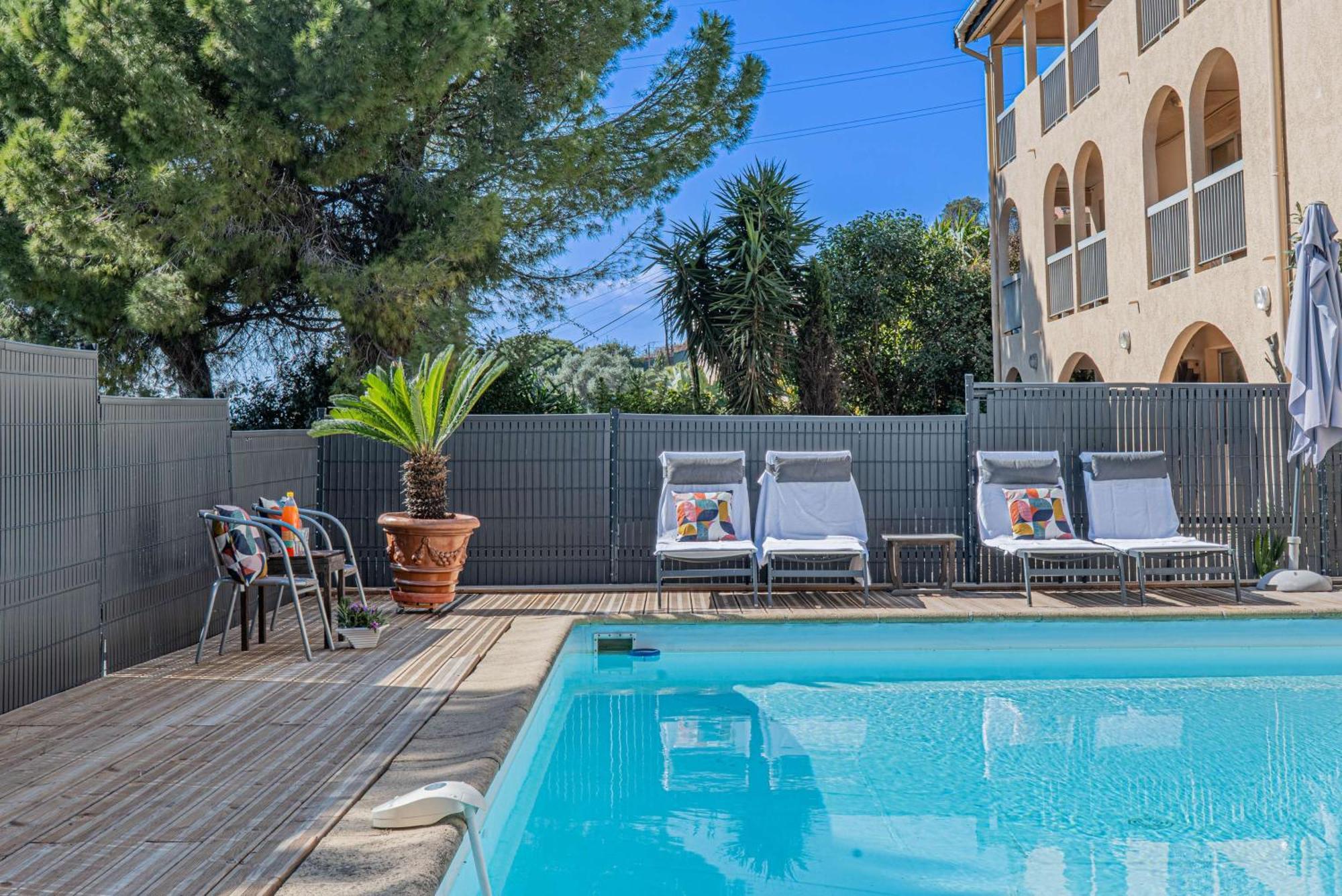 Sure Hotel By Best Western Mougins Belvedere Екстериор снимка